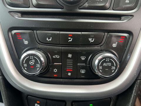 Vauxhall Mokka 1.7 Mokka SE CDTi S/S 5dr 33