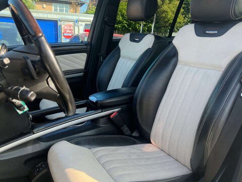Mercedes-Benz GL Class 5.5 GL500 V8 SUV 5dr Petrol G-Tronic 4WD Euro 5 (387 ps) 2