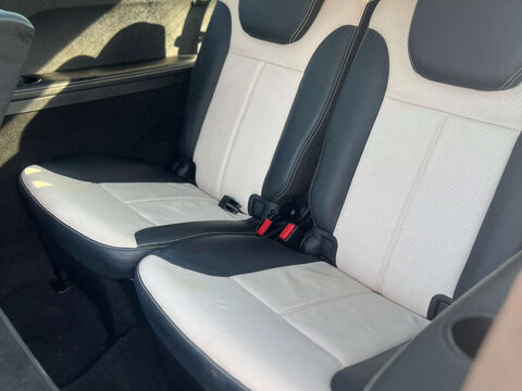Mercedes-Benz GL Class 5.5 GL500 V8 SUV 5dr Petrol G-Tronic 4WD Euro 5 (387 ps) 31