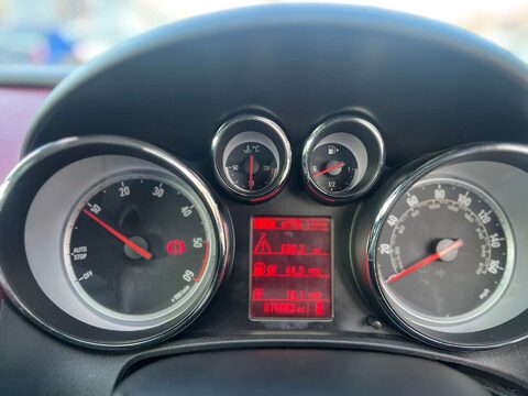 Vauxhall Astra 1.7 Astra GTC SRi CDTi S/S 3dr 30