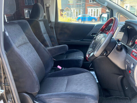 Toyota Alphard TWIN SUNROOF+LOWERED SUSPENSION+8 SEATER 4