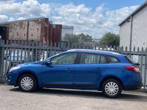Renault Megane 1.6 Megane Expression VVT 100 5dr 9