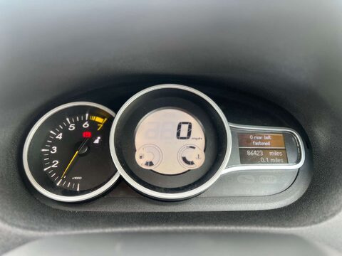 Renault Megane 1.6 Megane Expression VVT 100 5dr 20