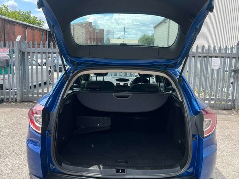 Renault Megane 1.6 Megane Expression VVT 100 5dr 28