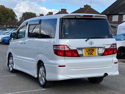Toyota Alphard 3.0 V6 8 TWIN SUNROOFS 8 SEATER ULEZ AUTOMATIC 6