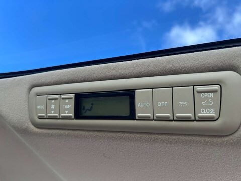 Toyota Alphard 3.0 V6 8 TWIN SUNROOFS 8 SEATER ULEZ AUTOMATIC 16