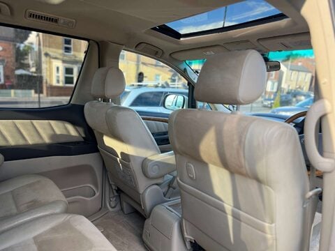 Toyota Alphard 3.0 V6 8 TWIN SUNROOFS 8 SEATER ULEZ AUTOMATIC 17