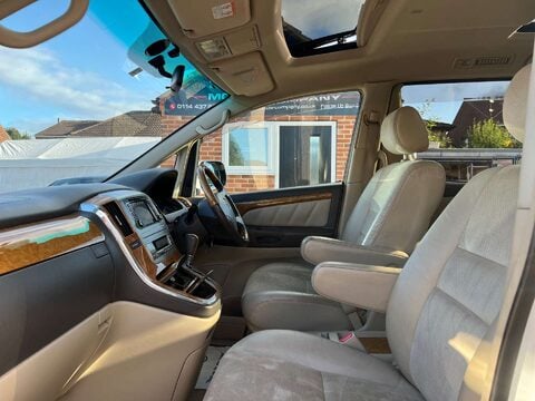 Toyota Alphard 3.0 V6 8 TWIN SUNROOFS 8 SEATER ULEZ AUTOMATIC 27