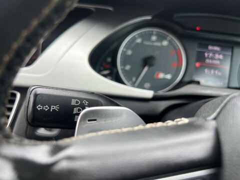 Audi S4 3.0 TFSI V6 Saloon 4dr Petrol S Tronic quattro Euro 5 (333 ps) 37