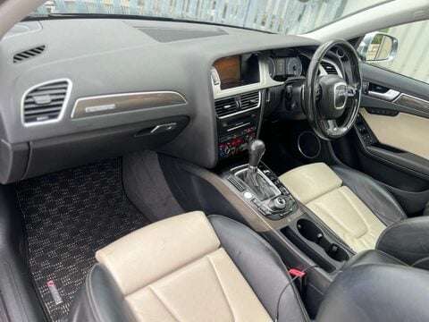 Audi S4 3.0 TFSI V6 Saloon 4dr Petrol S Tronic quattro Euro 5 (333 ps) 22