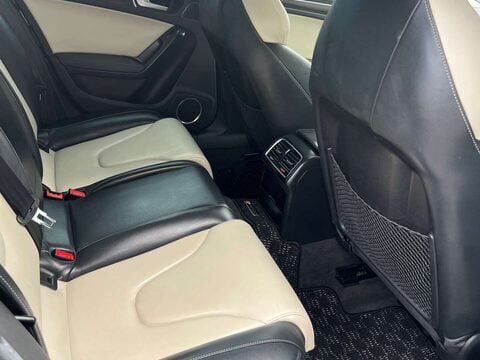 Audi S4 3.0 TFSI V6 Saloon 4dr Petrol S Tronic quattro Euro 5 (333 ps) 25