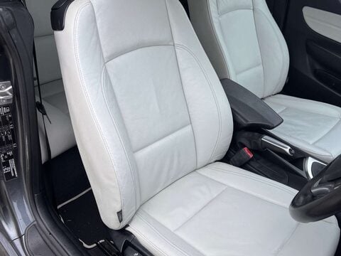BMW 1 Series 2.0 118d Exclusive Edition 2dr 14