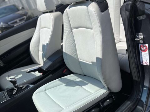 BMW 1 Series 2.0 118d Exclusive Edition 2dr 17