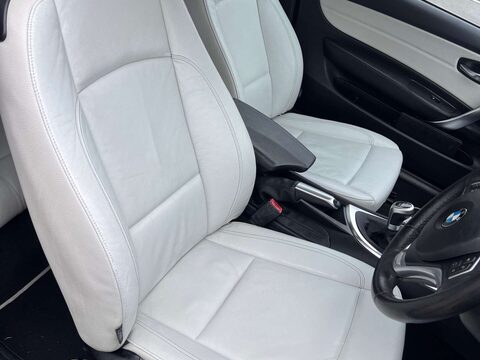 BMW 1 Series 2.0 118d Exclusive Edition 2dr 13
