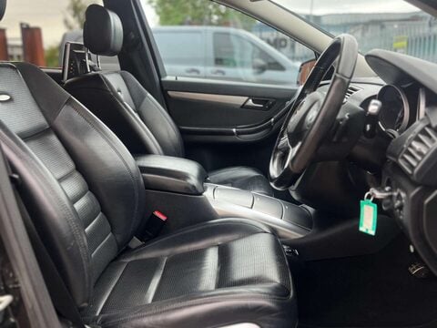 Mercedes-Benz R Class 3.0 R350 CDi 4Matic Auto 4WD 5dr 2