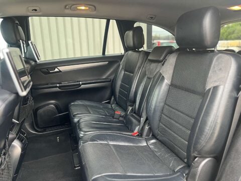 Mercedes-Benz R Class 3.0 R350 CDi 4Matic Auto 4WD 5dr 35