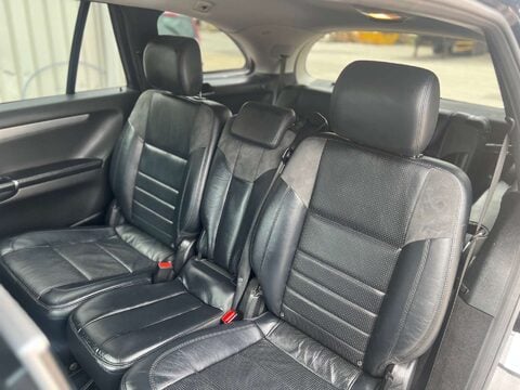 Mercedes-Benz R Class 3.0 R350 CDi 4Matic Auto 4WD 5dr 36