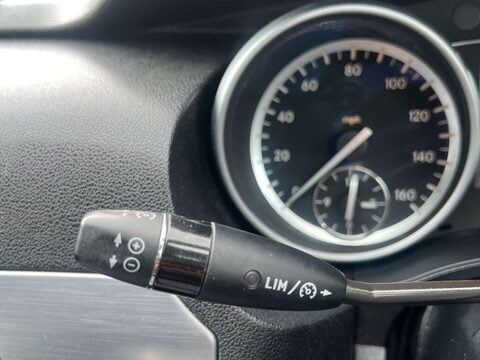 Mercedes-Benz R Class 3.0 R350 CDi 4Matic Auto 4WD 5dr 42