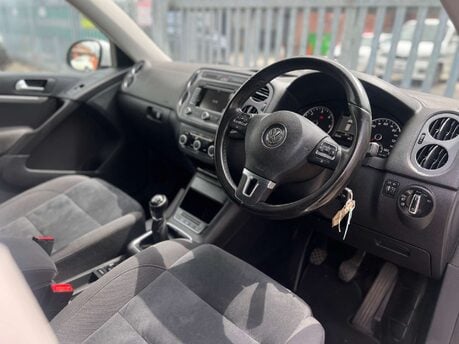 Volkswagen Tiguan 2.0 Tiguan Sport TDI BlueMotion Technology 5dr 1