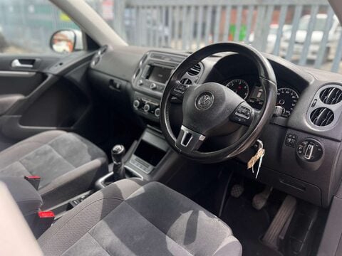 Volkswagen Tiguan 2.0 Tiguan Sport TDI BlueMotion Technology 5dr 2