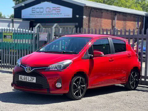 Toyota Yaris 1.3 Yaris Sport VVT-i 5dr 4