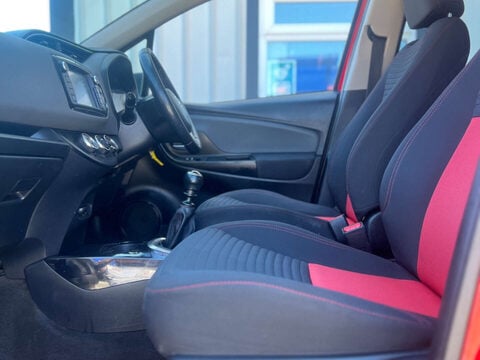 Toyota Yaris 1.3 Yaris Sport VVT-i 5dr 15