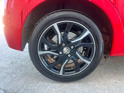 Toyota Yaris 1.3 Yaris Sport VVT-i 5dr 34
