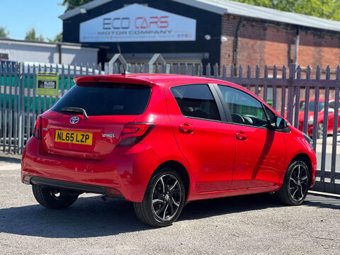 Toyota Yaris 1.3 Yaris Sport VVT-i 5dr 9