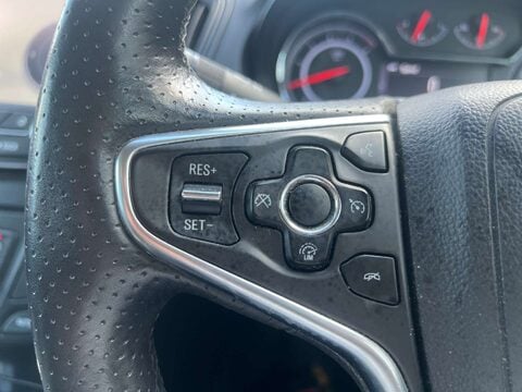 Vauxhall Insignia 2.0 Insignia SRI Nav CDTI Auto 5dr 25