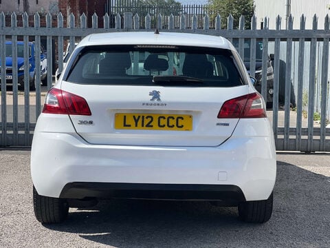 Peugeot 308 1.6 308 Active HDi Blue S/S 5dr 8