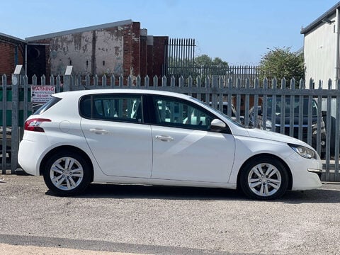 Peugeot 308 1.6 308 Active HDi Blue S/S 5dr 9