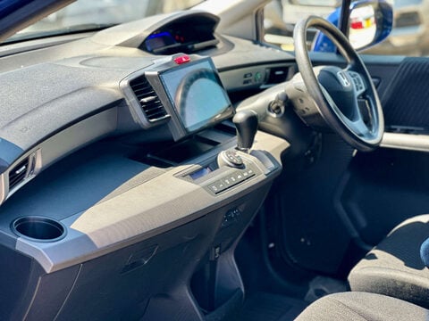 Honda Freed 1.5 PETROL HYBRID 7 SEATER 14