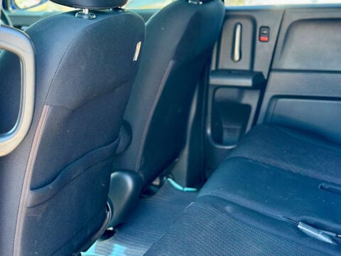 Honda Freed 1.5 PETROL HYBRID 7 SEATER 18