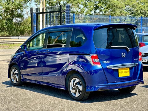 Honda Freed 1.5 PETROL HYBRID 7 SEATER 32