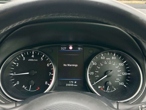 Nissan Qashqai 1.3 Qashqai Acenta Premium DiG-T 5dr 33