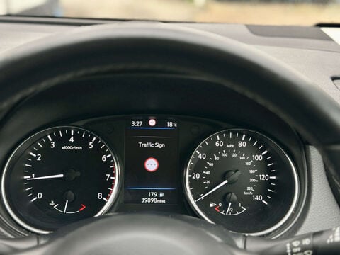 Nissan Qashqai 1.3 Qashqai Acenta Premium DiG-T 5dr 36