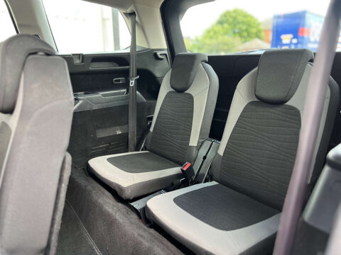 Citroen C4 Picasso 1.6 C4 Grand Picasso VTR+ e-HDi Semi-Auto 5dr 19