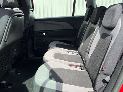 Citroen C4 Picasso 1.6 C4 Grand Picasso VTR+ e-HDi Semi-Auto 5dr 29