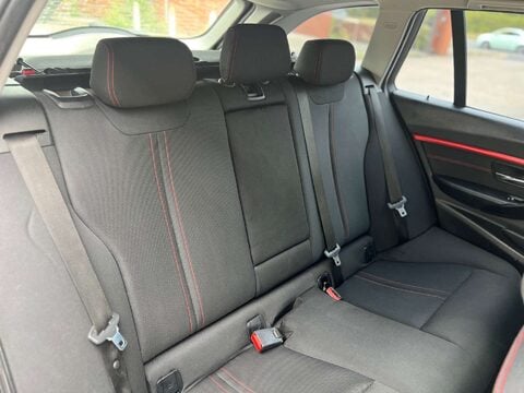 BMW 3 Series 2.0 318D Sport Auto 5dr 19