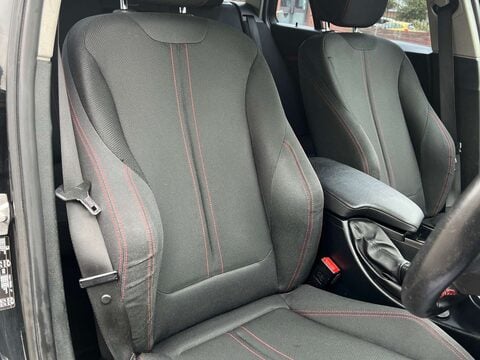 BMW 3 Series 2.0 318D Sport Auto 5dr 12