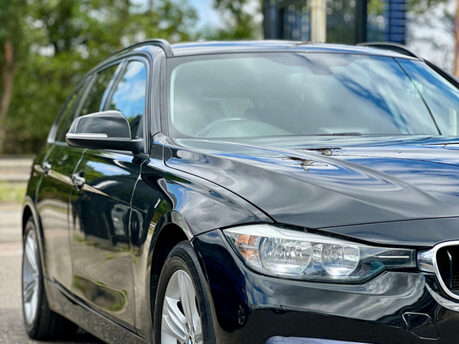 BMW 3 Series 2.0 318D Sport Auto 5dr 4