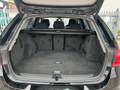 BMW 3 Series 2.0 318D Sport Auto 5dr 30