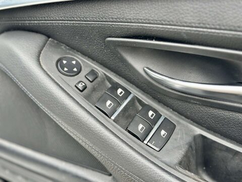 BMW 5 Series 3.0 535i M Sport Touring 5dr Petrol Steptronic Euro 5 (306 ps) 63