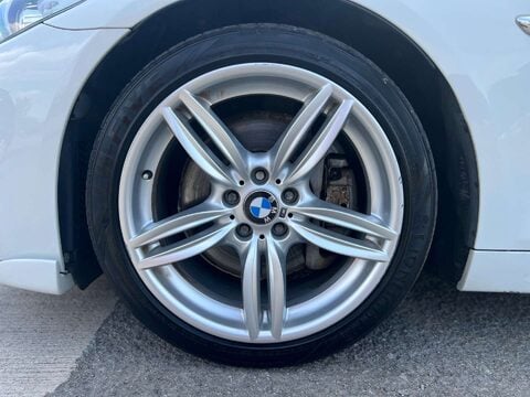 BMW 5 Series 3.0 535i M Sport Touring 5dr Petrol Steptronic Euro 5 (306 ps) 52