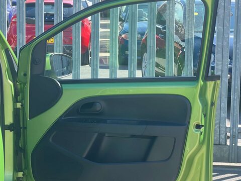 Skoda Citigo 1.0 Citigo Black Edition MPI 5dr 38