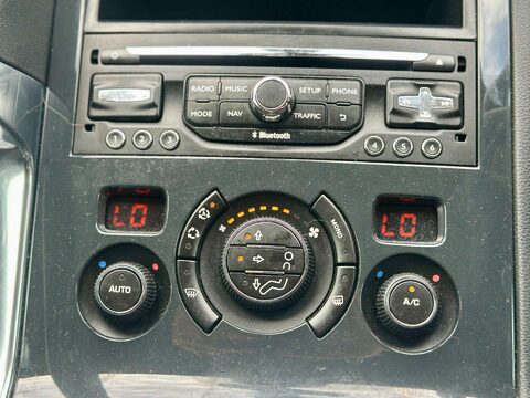 Peugeot 3008 1.6 3008 Allure Blue HDi S/S Auto 5dr 15