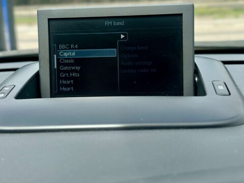 Peugeot 3008 1.6 3008 Allure Blue HDi S/S Auto 5dr 44