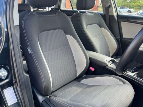 Toyota Avensis 2.0 Avensis Business Edition D-4D 5dr 18