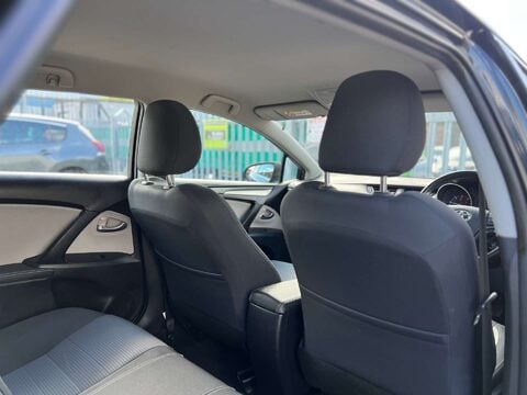 Toyota Avensis 2.0 Avensis Business Edition D-4D 5dr 30