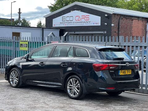 Toyota Avensis 2.0 Avensis Business Edition D-4D 5dr 11